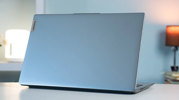 لپ تاپ لنوو مدل IdeaPad Slim 3-15IRH8